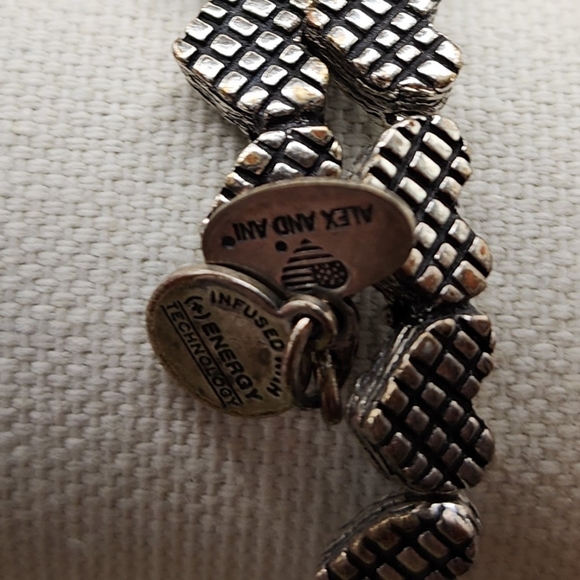 Alex & Ani Silver Vintage Sixty-Six Heart Bracelet - Picture 5 of 9